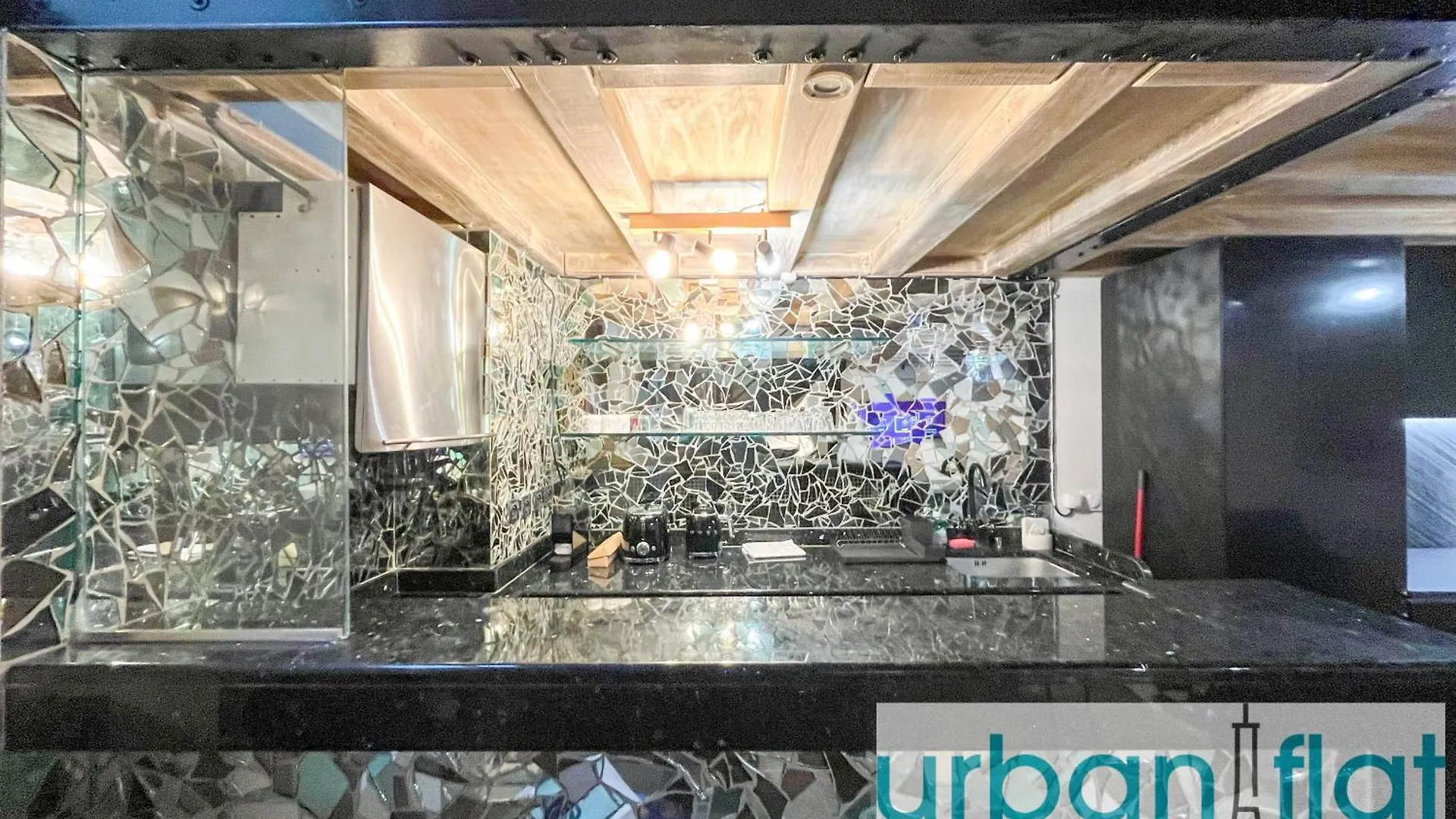 Urban Flat 09 - Stylish Triplex Champs-elysees Apartment