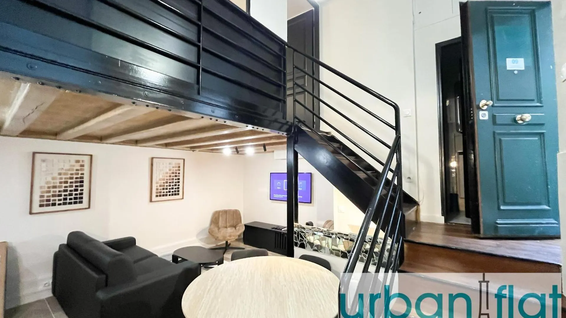 Urban Flat 09 - Stylish Triplex Champs-elysees Paris