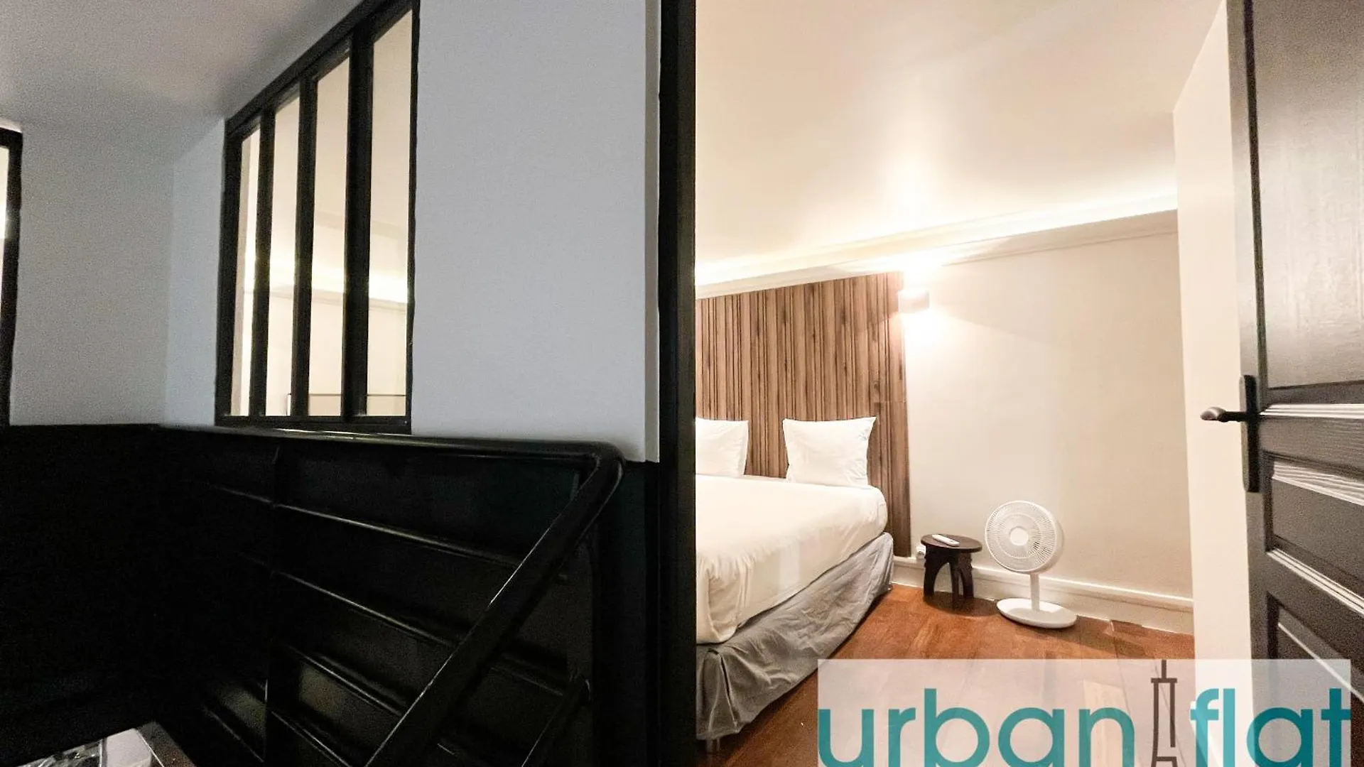 Urban Flat 09 - Stylish Triplex Champs-elysees Apartment *