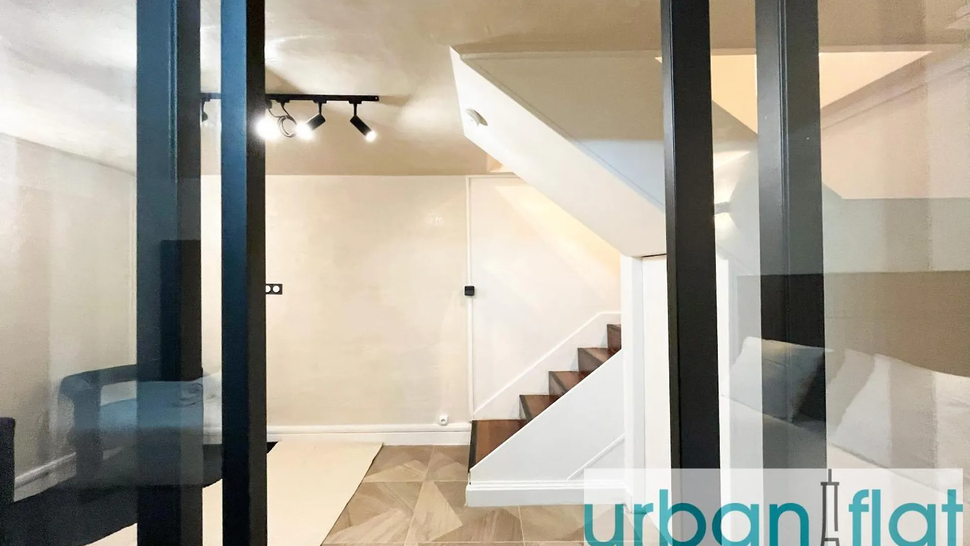 Apartment Urban Flat 09 - Stylish Triplex Champs-elysees